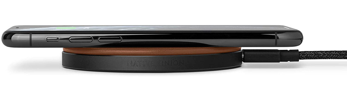 イタリア製 本側を使用した高速ワイヤレス充電器 NATIVE UNION DROP Classic Leather Wireless Charger 10W 高速ワイヤレス充電パッド Qi認証